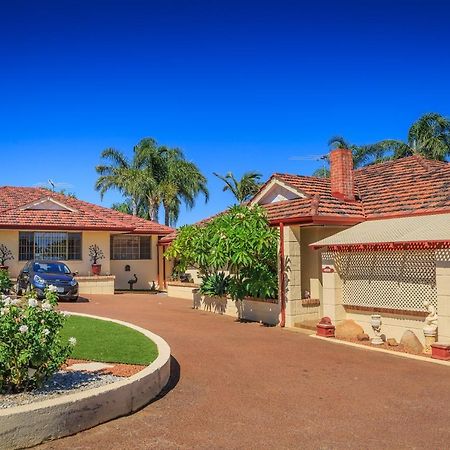 Armadale Cottage Bed & Breakfast Redcliffe Exterior photo