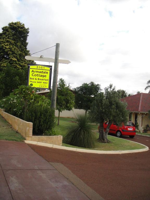 Armadale Cottage Bed & Breakfast Redcliffe Exterior photo